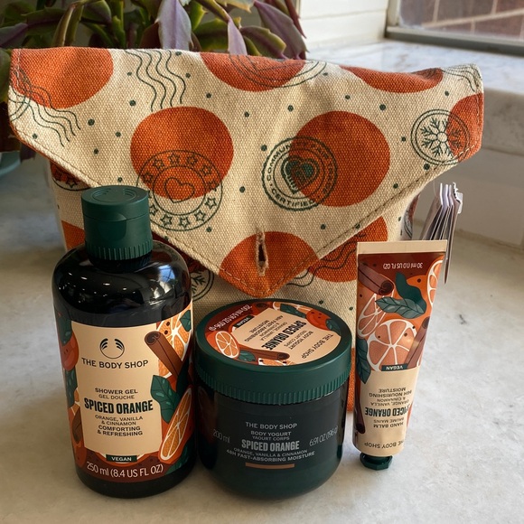 The Body Shop Spiced Orange 🍊 Gift Set - Picture 1 of 7